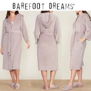 Barefoot Dreams Luxechic® Belted Hooded Robe